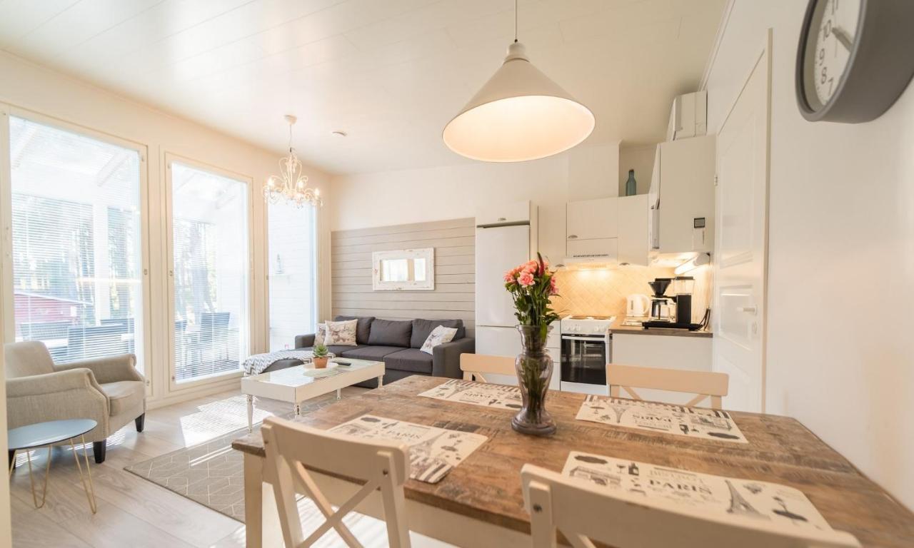 Jaekaelaetie Apartments By Hiekka Booking Kalajoki Extérieur photo